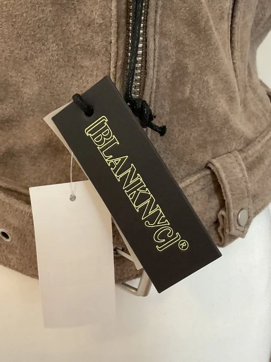 💐NWT💐 BLANKNYC Suede Moto Jacket Sand Stoner Beige Classic Genuine Leather - Picture 8 of 12